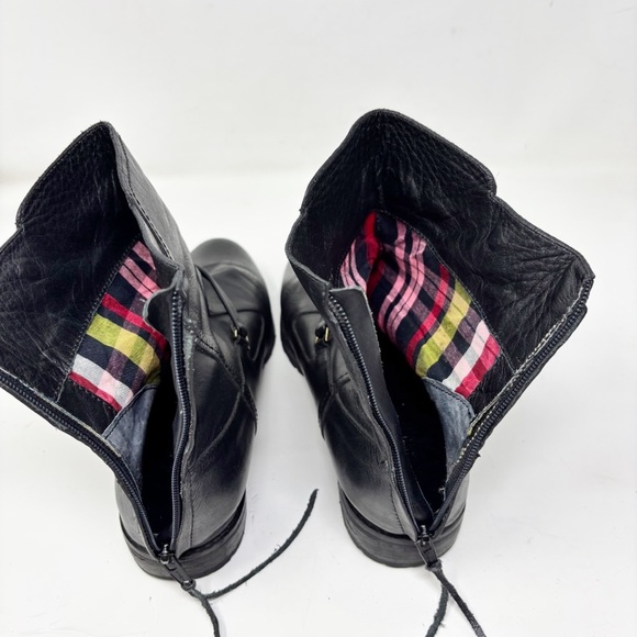 VELEZ Women’s Black Leather Boots Zip Up Buckle Logo Made In Columbia Size 38 - Picture 13 of 13